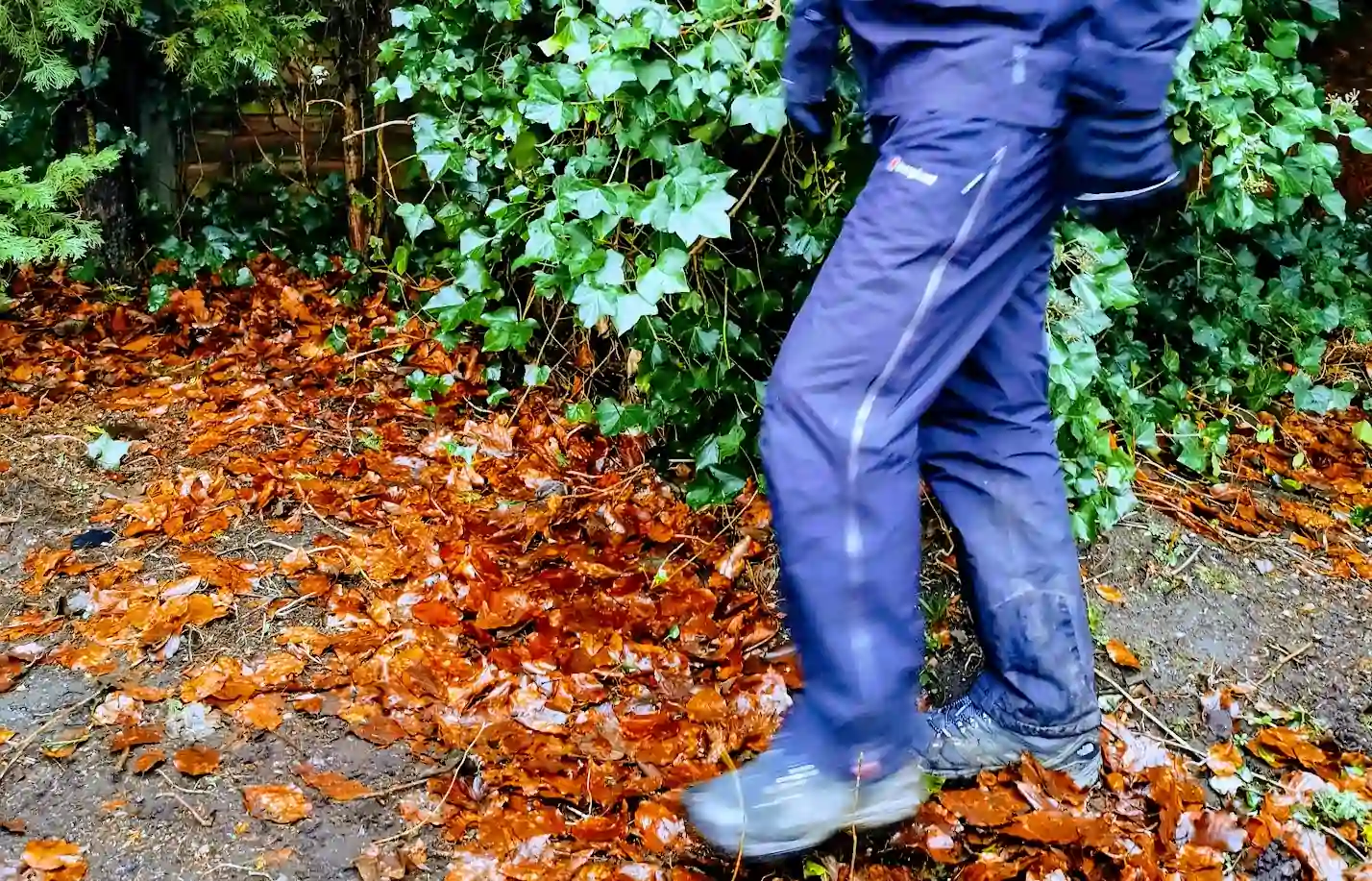 Huiswerk Luchtvaart eetlust Best Waterproof Trousers - Wet Weather Overtrousers for 2023